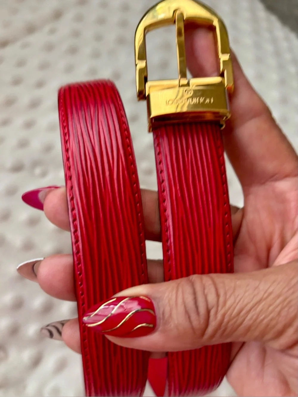 Louis Vuitton reposhing this